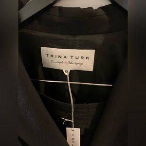 Black Cap Sleeve Sports Coat